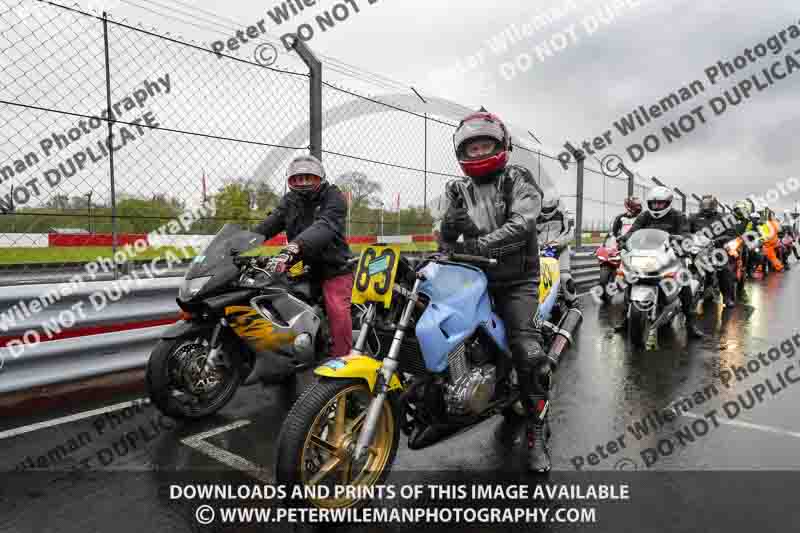 donington no limits trackday;donington park photographs;donington trackday photographs;no limits trackdays;peter wileman photography;trackday digital images;trackday photos